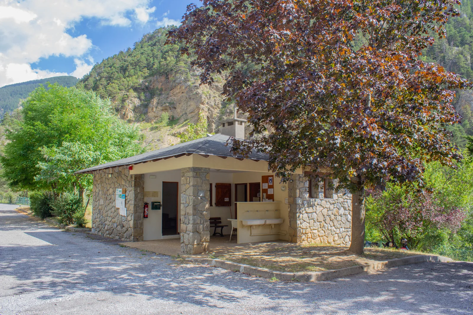 Camping le Cians Péone